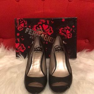 Peep toe pump by Fergie